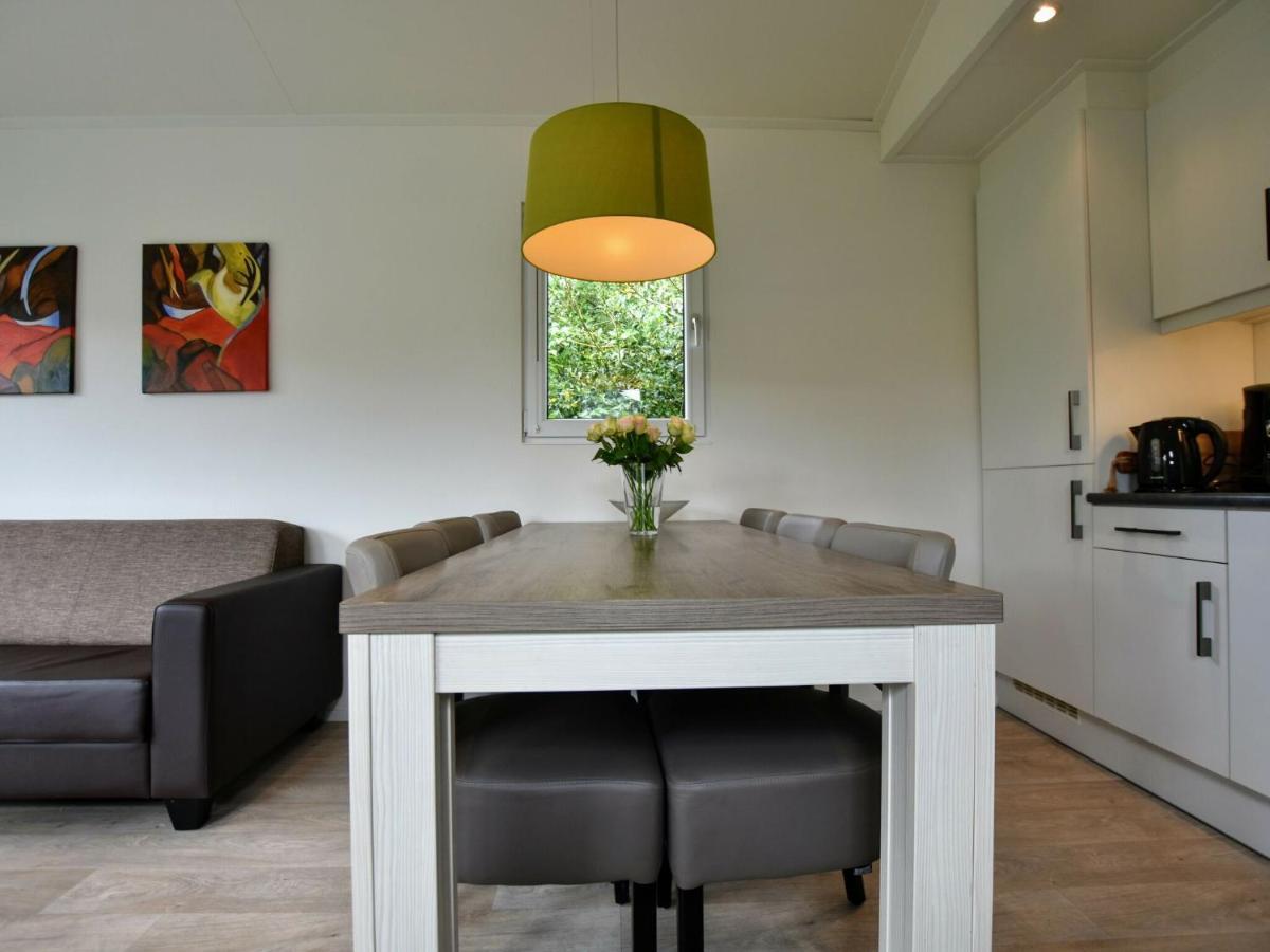 Spacious Chalet In Wolfheze With Garden Exterior foto